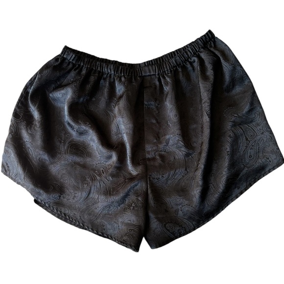 Vintage Frederick’s of Hollywood Men’s Black “Satin” Paisley Boxer Shorts - Picture 1 of 4